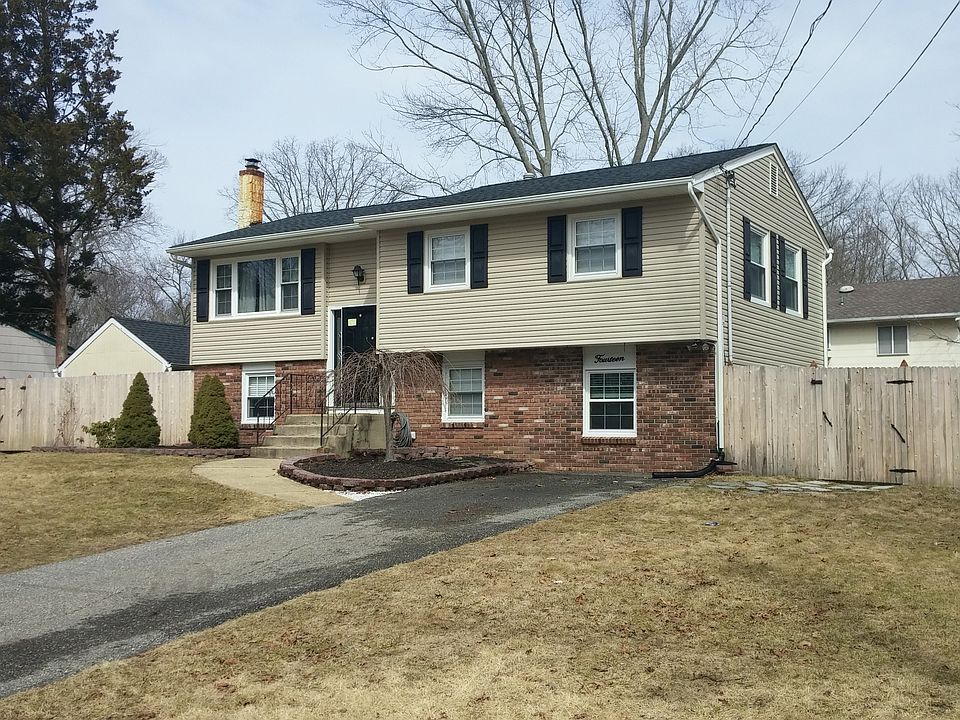 1st image of 14 Cadillac Dr