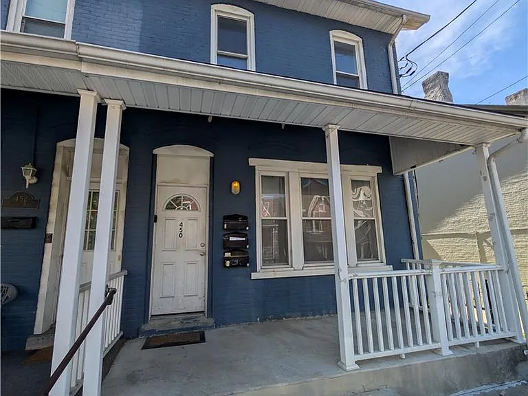 450 Carlton Ave #2 — Photo 1