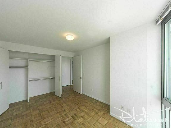 5th image of 505 W 37th St APT 28B