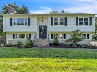 30 Case Hill Cir, South Windsor, CT 06074
