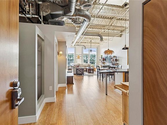 2nd image of 5200 Peachtree Rd APT 3415