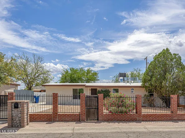 5640 E Calle Aurora, Tucson, AZ 85711