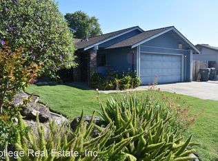 911 Pinot Noir Dr, Lodi, CA 95240