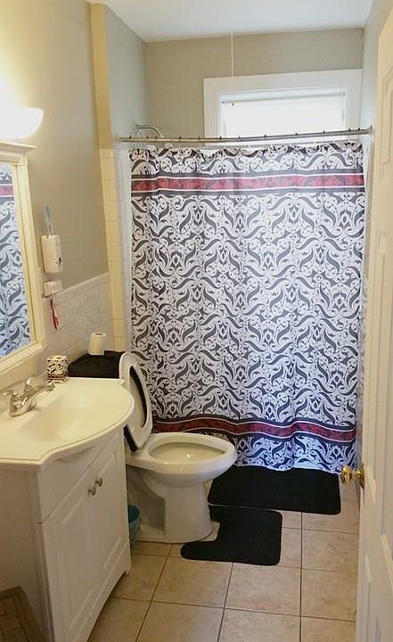 2nd image of 31 Perkins St APT 8