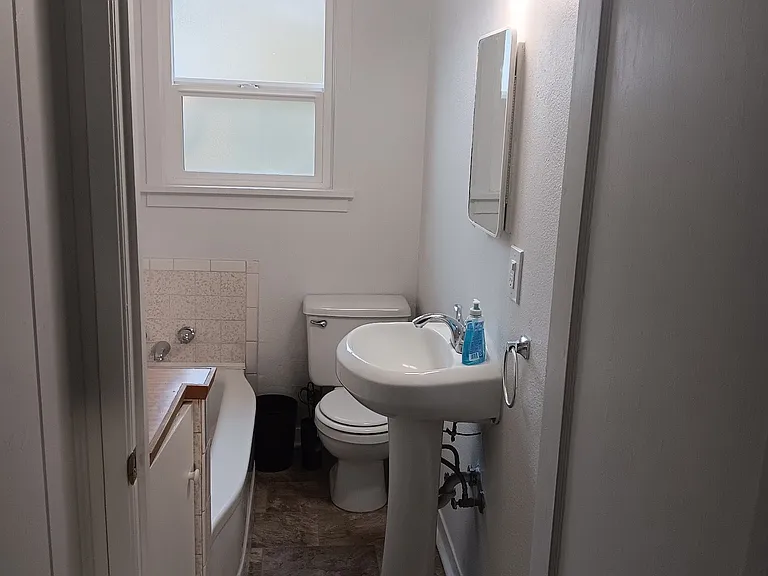 1144 W Military Ave — Photo 19