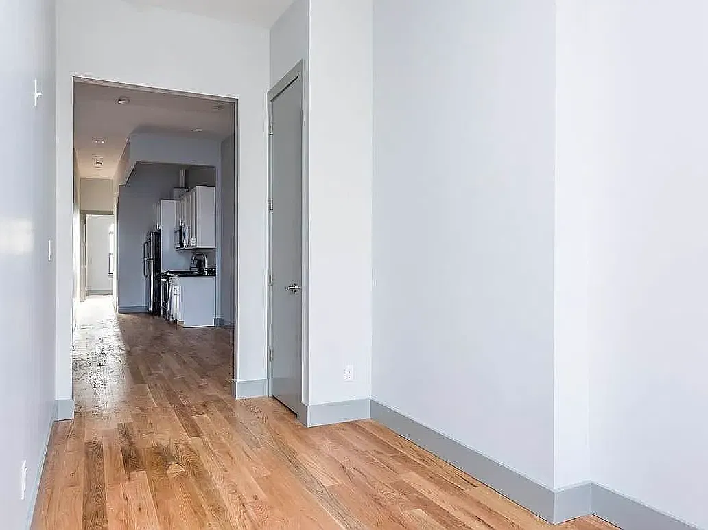 655 Knickerbocker Avenue — Photo 4