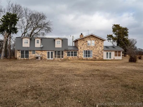 36166 E 1120th Rd N, Seminole, OK 74868