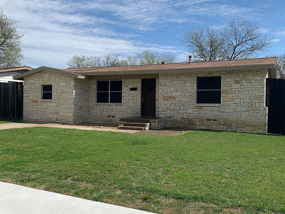 1st image of 718 Huddleston Dr