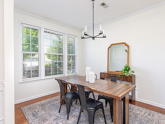 3rd image of 10116 Barnhart Way