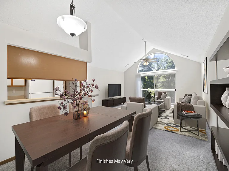 2900 W War Memorial Dr — Photo 57