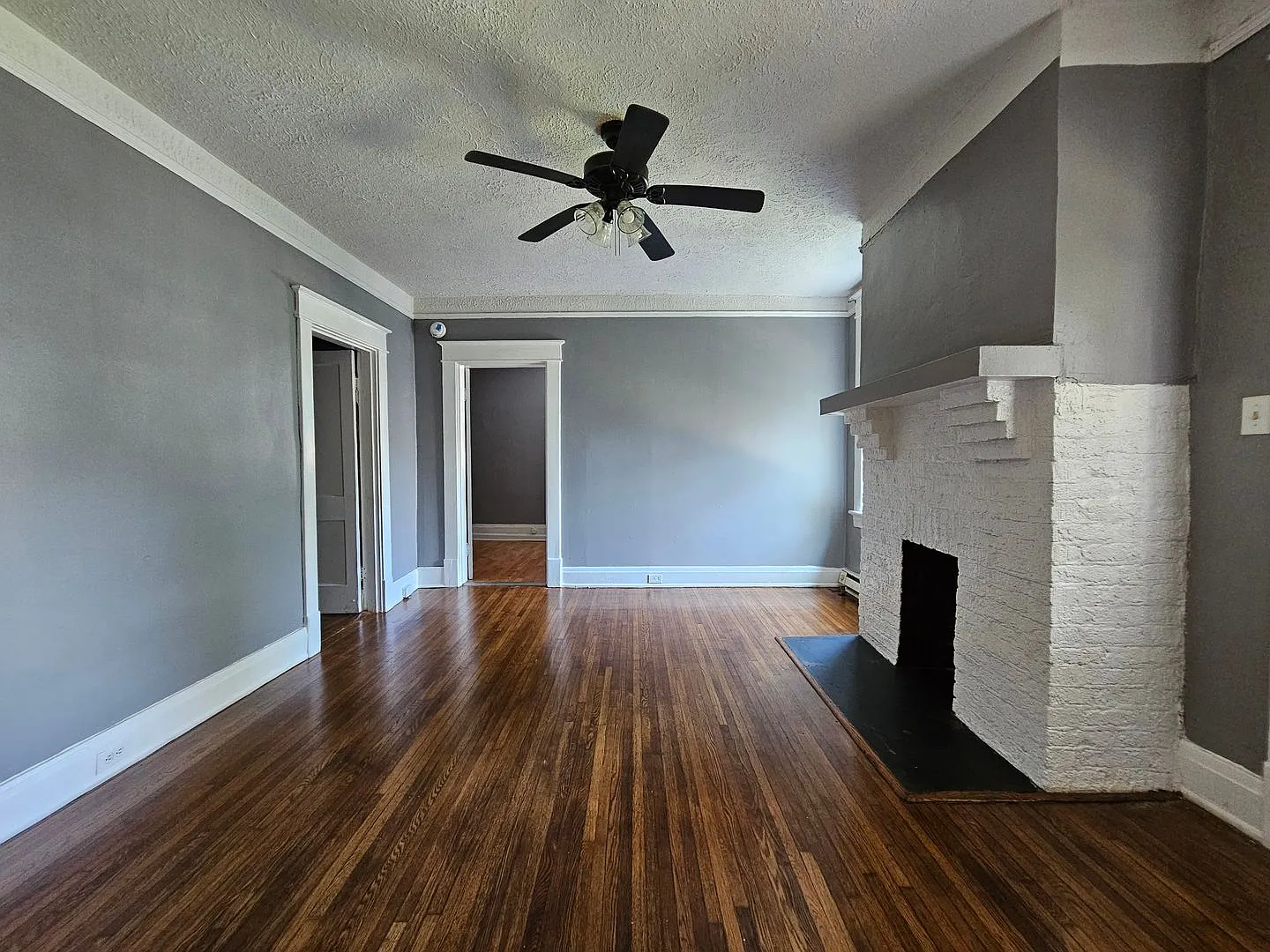 11 West Princeton Circle — Photo 3