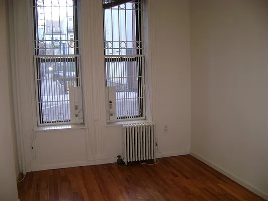 Rented by Guidance Realty Corp. | media 8