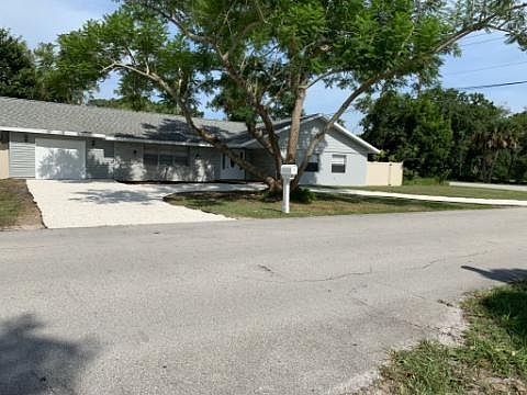 1st image of 806 36th Ave