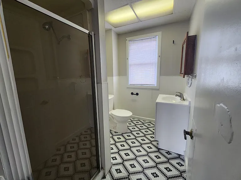 1436 Sycamore St — Photo 11