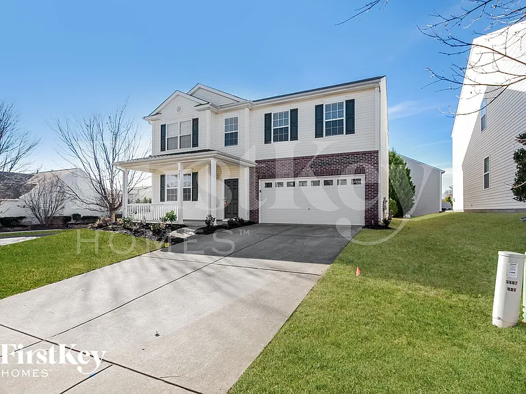 7421 Lamplighter Close Dr — Photo 2