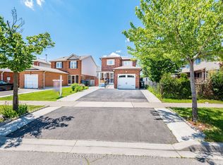 6 Stalbridge Ave, Brampton, ON L6Y 4H1