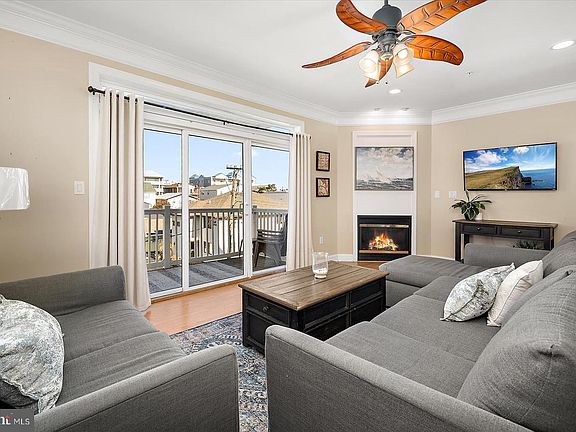 4th image of 17 78th St Unit D