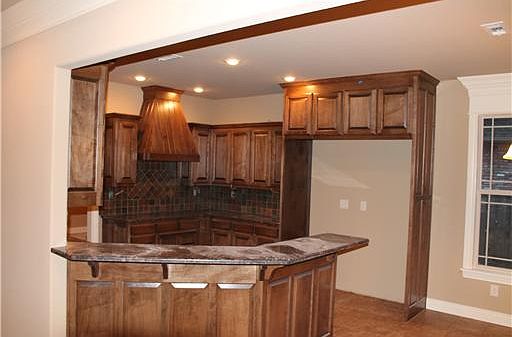 3rd image of 2301 Hosta Dr