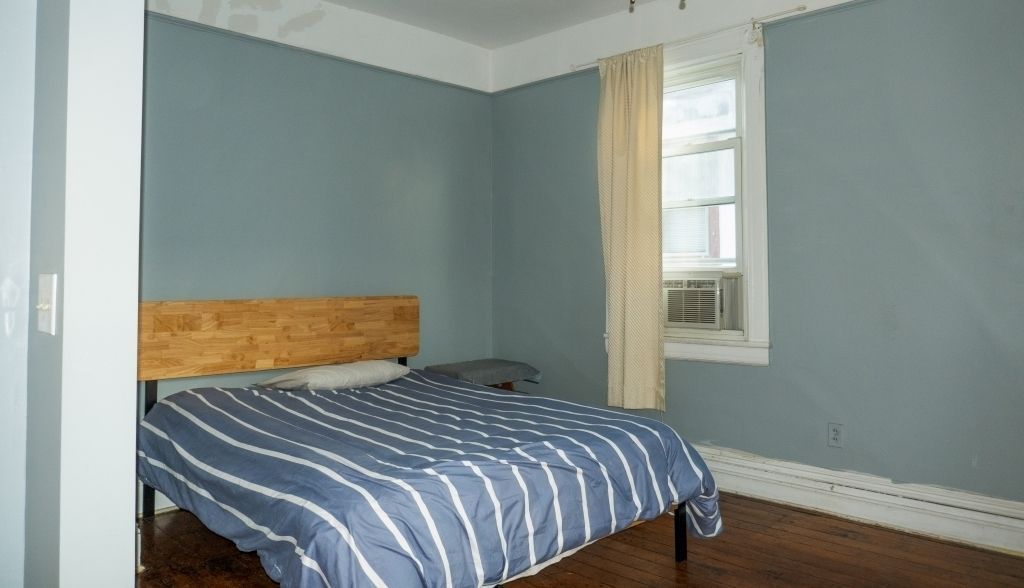 3 Bed 2 Bath Property, New York • 1,700 Sq Ft