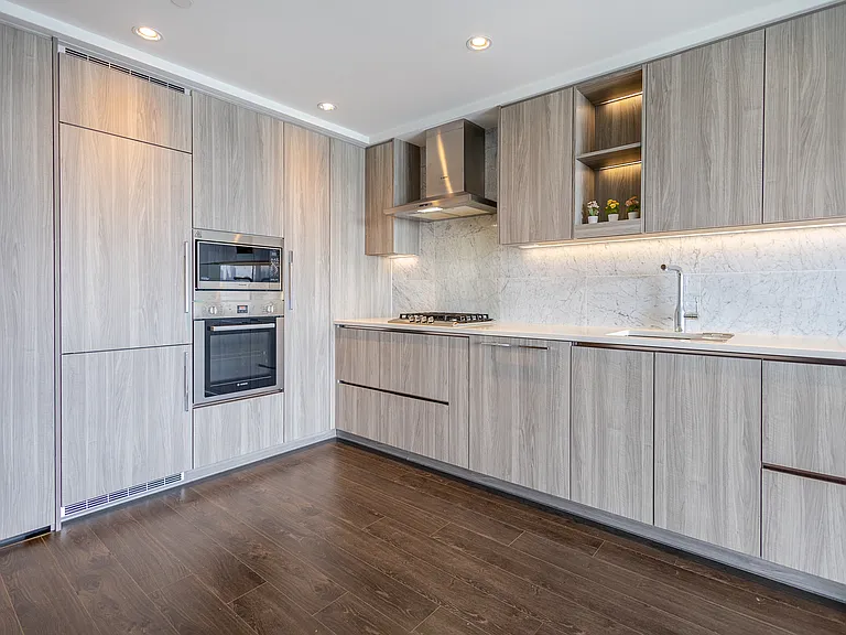 4730 Lougheed Hwy #2501 — Photo 16