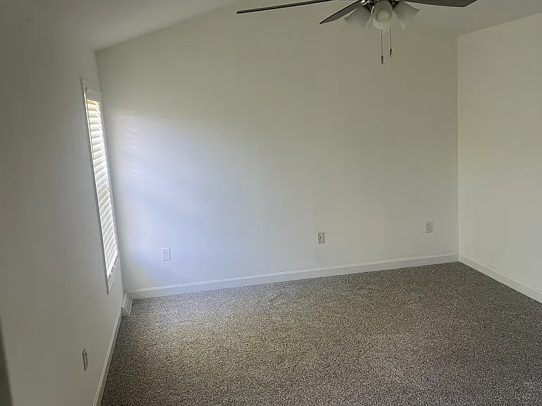 409 Rivervale Rd — Photo 24