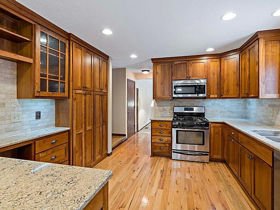4th image of this home