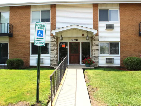8872 Jody Ln APT 1C, Des Plaines, IL 60016