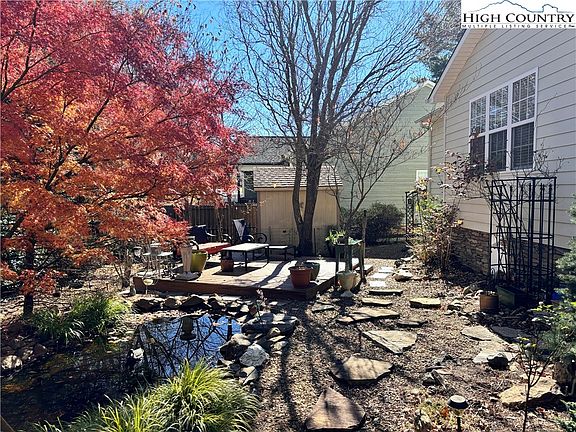 2nd image of 273 W Evergreen Street