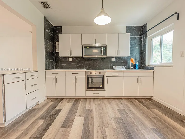 12426 NW 8th Ave #A — Photo 5