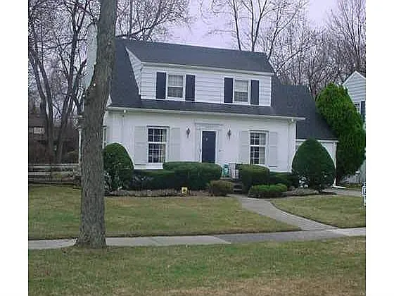 18737 Saratoga Blvd photo 1