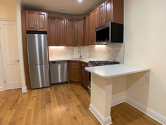 2nd image of 355 W 51st St #222