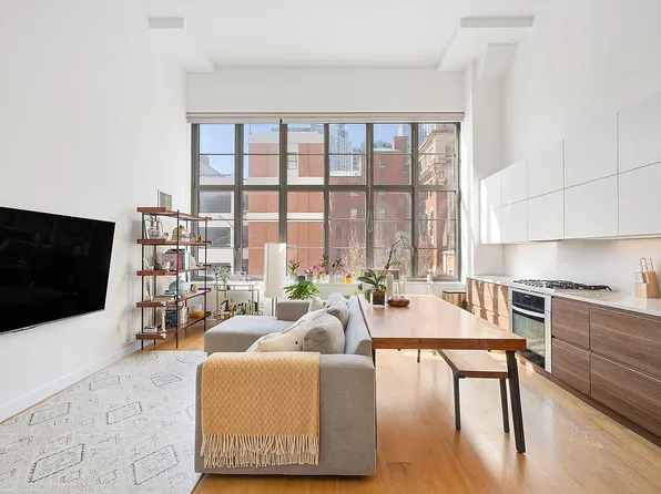 2728 Thomson Ave Unit 243, Long Island City, NY 11101