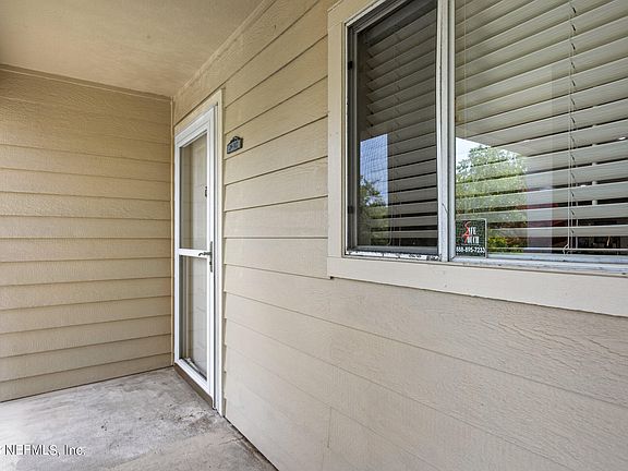 3rd image of 29 ARBOR CLUB Drive #317
