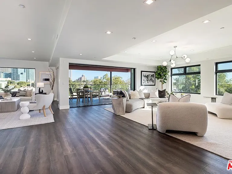 1839 Pandora Ave #PENTHOUSE — Photo 2