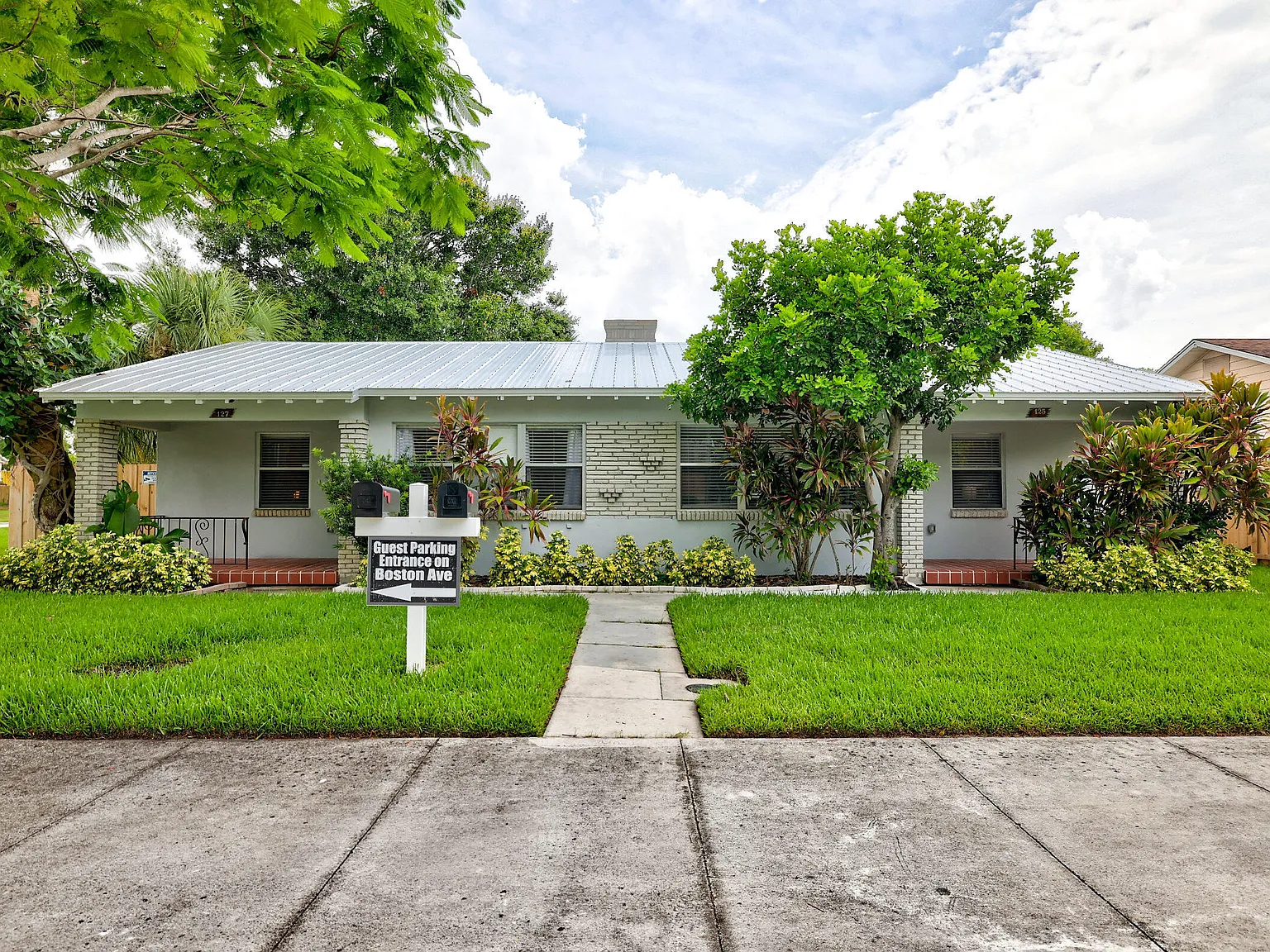 2 bed, 1.0 bath, 809 sqft, $1,800 — Photo 3