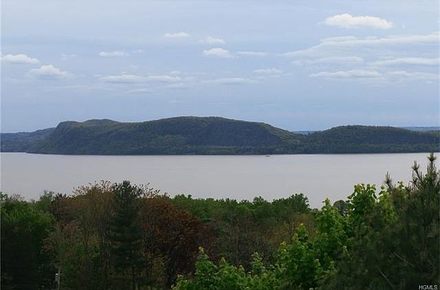 Wonderful seasonal water views