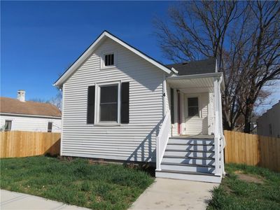 4 W Piankishaw St, Paola, KS, 66071