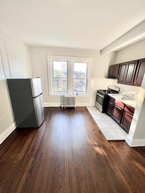 1st image of 230 Washington St APT 12