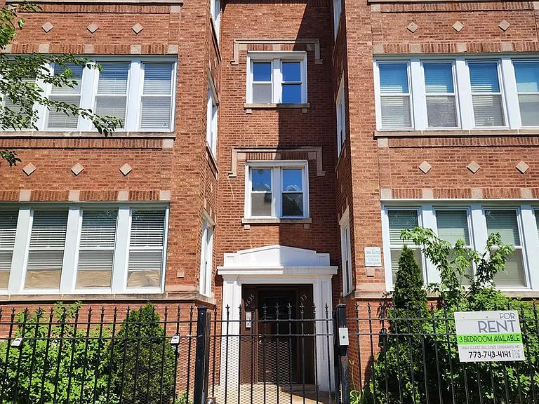 4633 Lawndale ALB — Photo 1