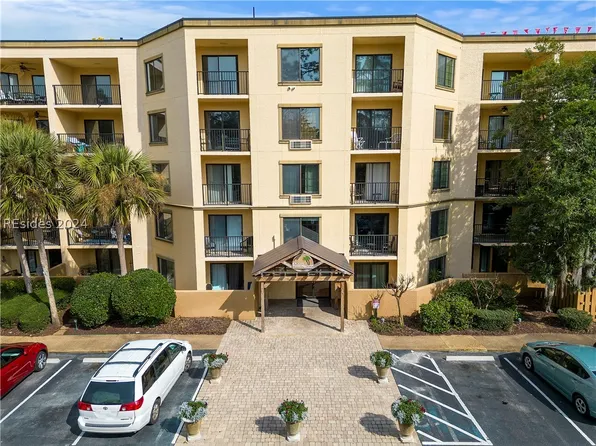 10 Lemoyne Avenue #105, Hilton Head Island, SC 29928
