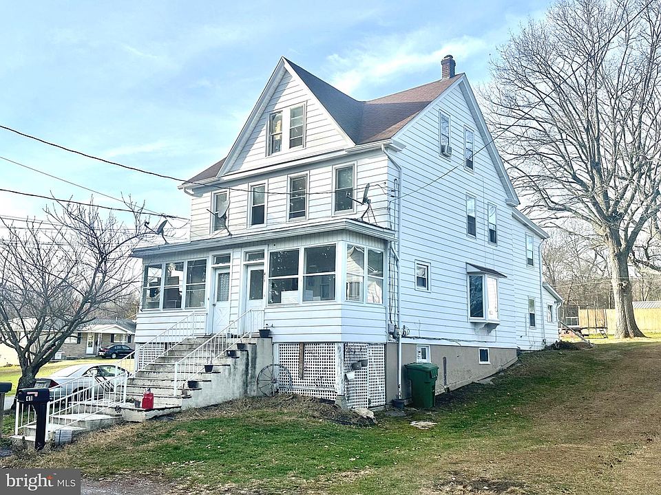 1st image of 409-411 Coal St