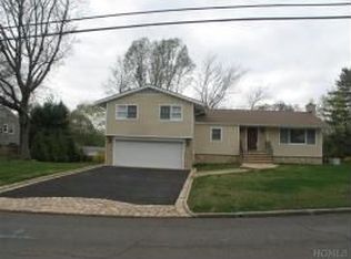 11 Hayhurst Rd, New Rochelle, NY 10804