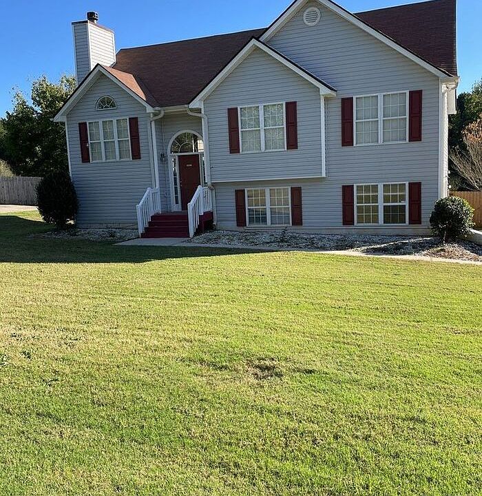 1st image of 30 Hedgerose Dr