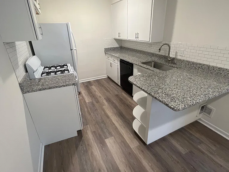 1011 King Ave #A — Photo 5