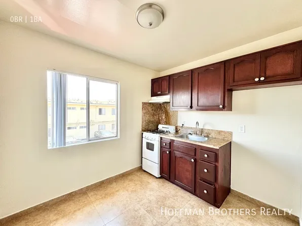 7357 Sepulveda Blvd #47, Van Nuys, CA 91406