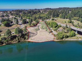 6420 Bridge St, Brookings, OR 97415