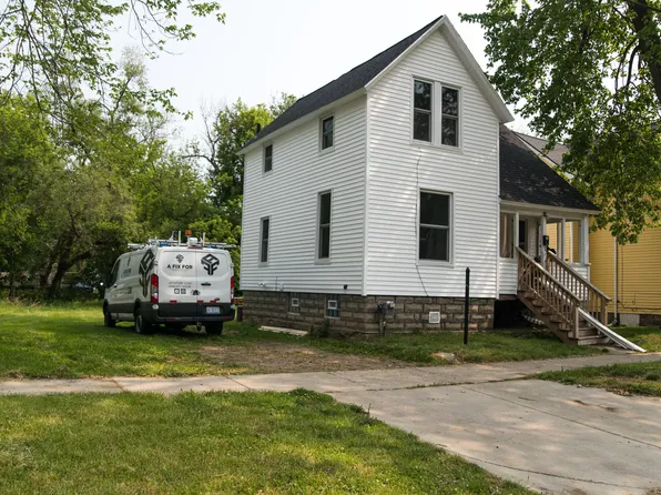 636 Mabel St, Kalamazoo, MI 49007