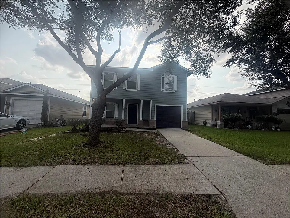 21219 Grand Linden Ct