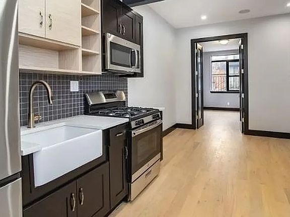 5th image of 150 Meserole St #1R