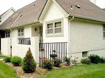 2nd image of 62 Woodbridge Ln